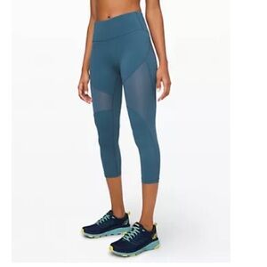 Hot Pursuit High-Rise Crop 21”